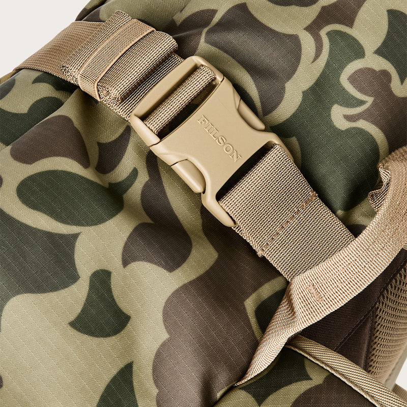 Sac à dos all-weather par Filson | Tundra shrub camo (Green)