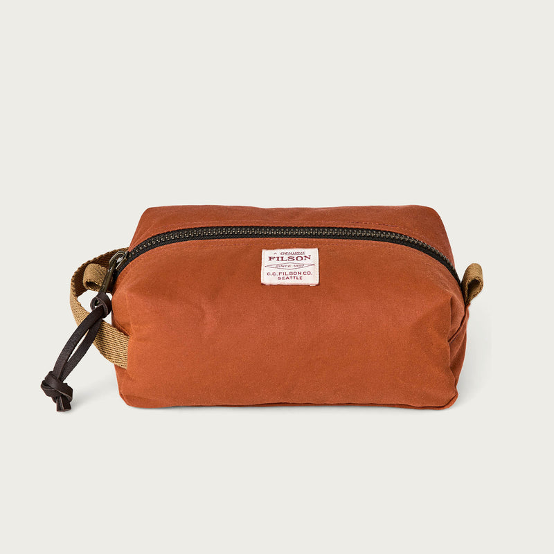 Tin cloth travel kit von Filson | Rust (Red)