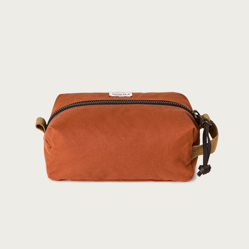 Tin cloth travel kit von Filson | Rust (Red)