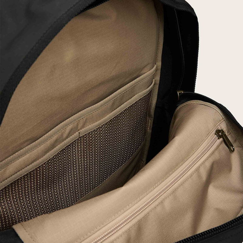 Scout journeyman backpack von Filson | Black /covert (Black)