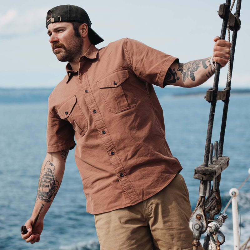 Short sleeve lightweight alaskan guide shirt di Filson | Mahogany brown (Brown)