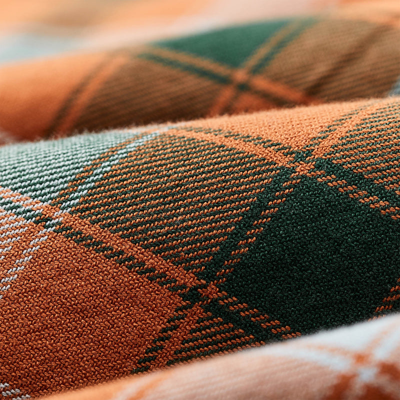 Lightweight alaskan guide shirt par Filson | Clay / blue / multi plaid (Orange)