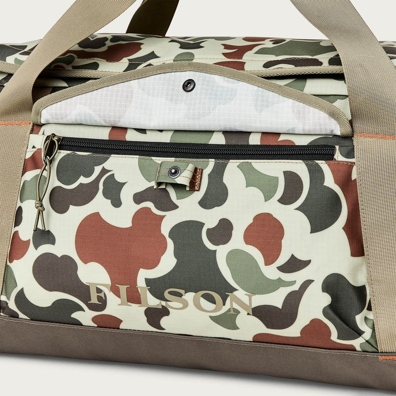 All-weather 50l duffle par Filson | Shrub camo / canteen / covert (Multicolour)
