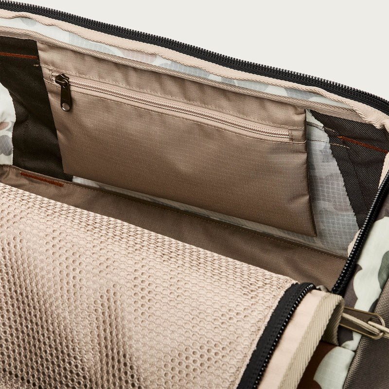 All-weather 50l duffle par Filson | Shrub camo / canteen / covert (Multicolour)