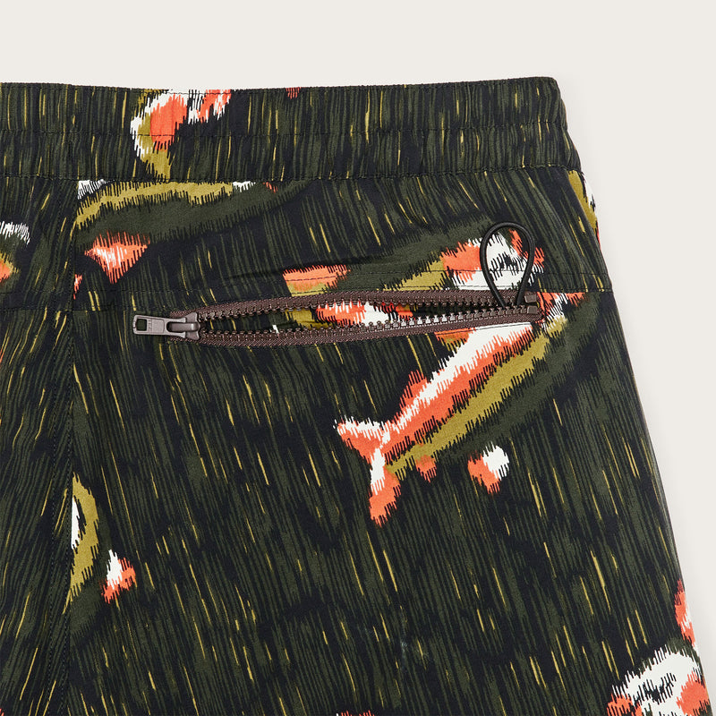 Cooper lake trunks von Filson | Trout falls (Multicolour)