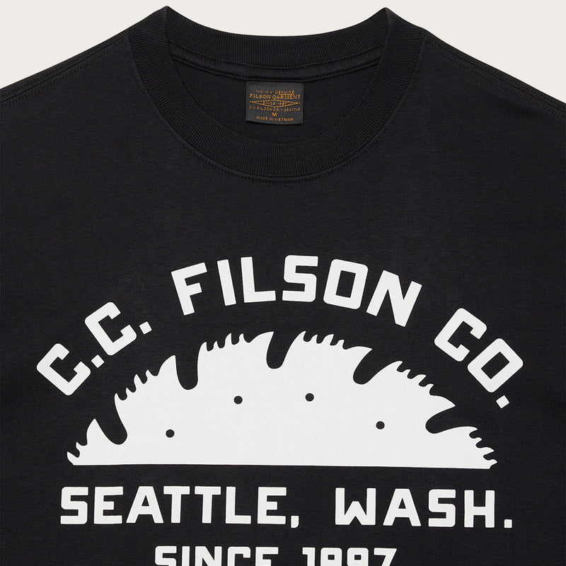 S/s seattle graphic t-shirt par Filson | Black (Black)