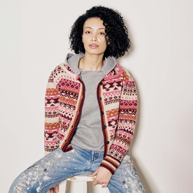Women's fair isle cardigan par Filson | Burgundycream (Multicolour)