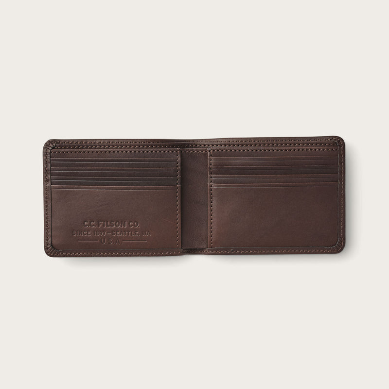 Rugged twill outfitter wallet di Filson | Otter green (Green)