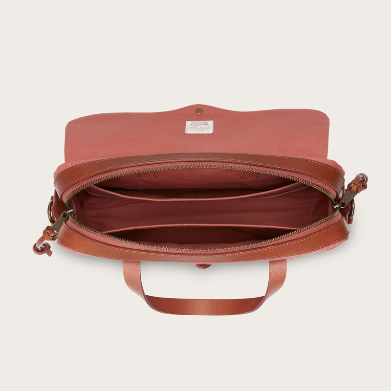 Rugged twill original briefcase par Filson | Cedar red (Red)