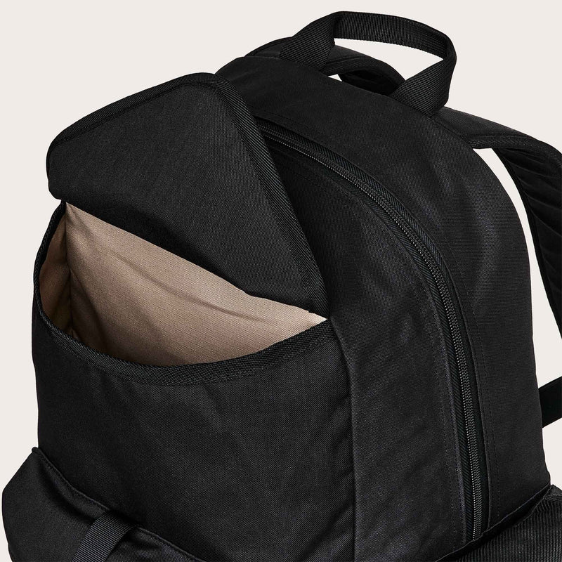 Surveyor 36l backpack di Filson | Black (Black)