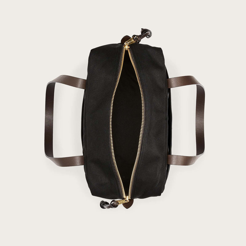Rugged twill tote bag with zipper par Filson | Black (Black)