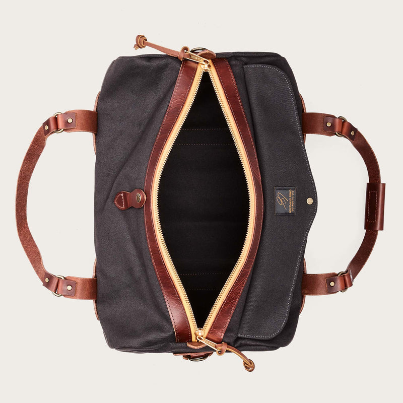 Traveller medium duffle bag by Filson | Cinder (Grey)