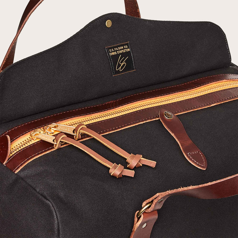 Traveller medium duffle bag by Filson | Cinder (Grey)