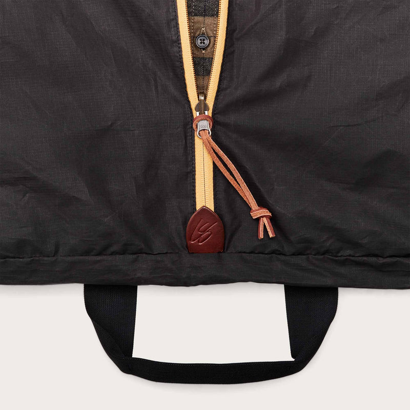 Traveller suit cover di Filson | Cinder (Grey)