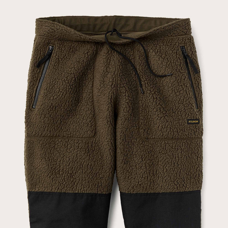 Sherpa fleece pants par Filson | Root (Brown)