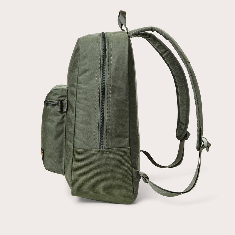 Surveyor 25l backpack by Filson | Service green (Green)