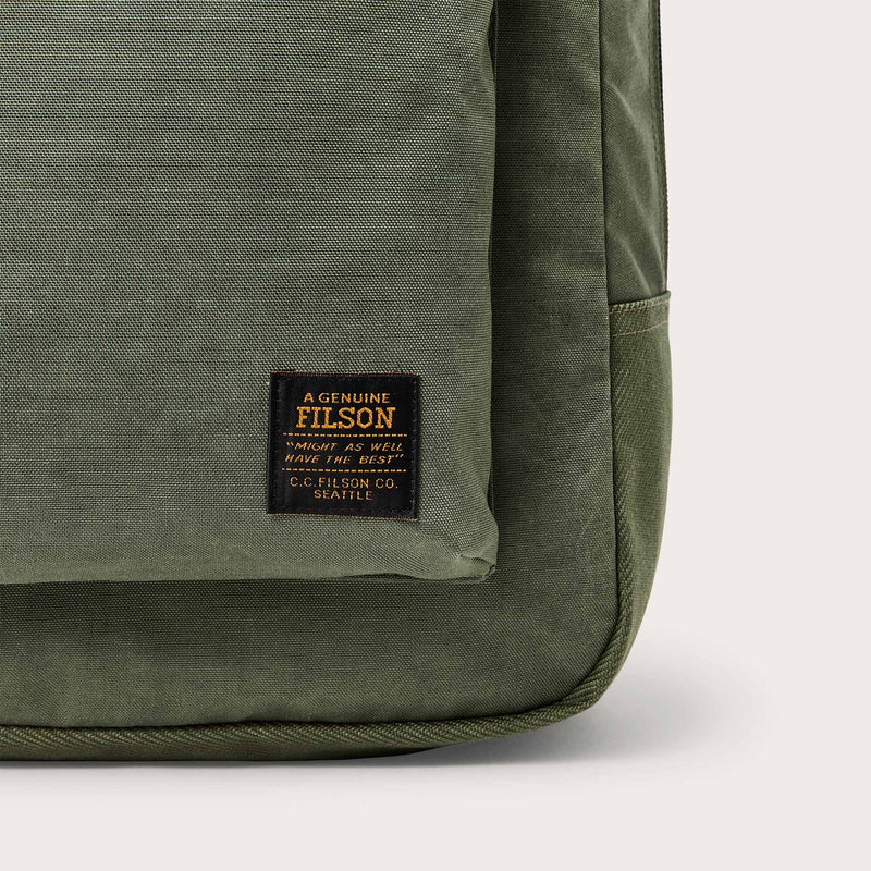 Surveyor 25l backpack by Filson | Service green (Green)