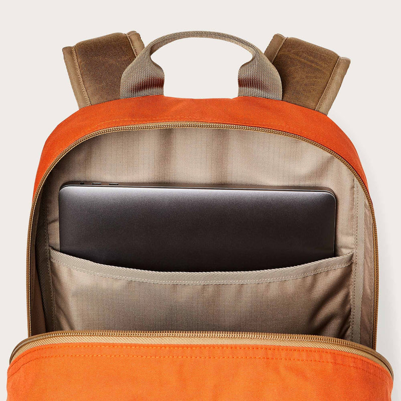 Surveyor 25l backpack by Filson | Dark tan / flame (Orange)