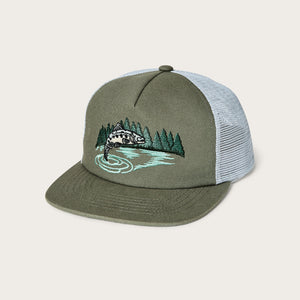Trout trucker mesh cap par Filson | Dusty pine (Green)