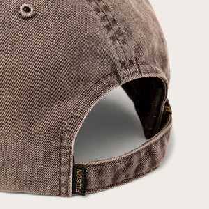 Washed low-profile logger cap par Filson | Washed brown (Brown)