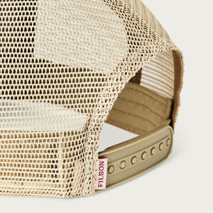 Wildfire logger mesh cap par Filson | Vintage gold (Yellow)