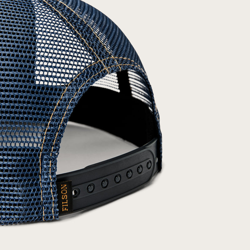 Scenic trucker mesh cap par Filson | Indigo (Blue)