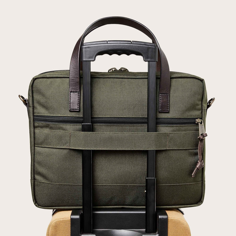 Dryden briefcase by Filson | Otter green (Green)