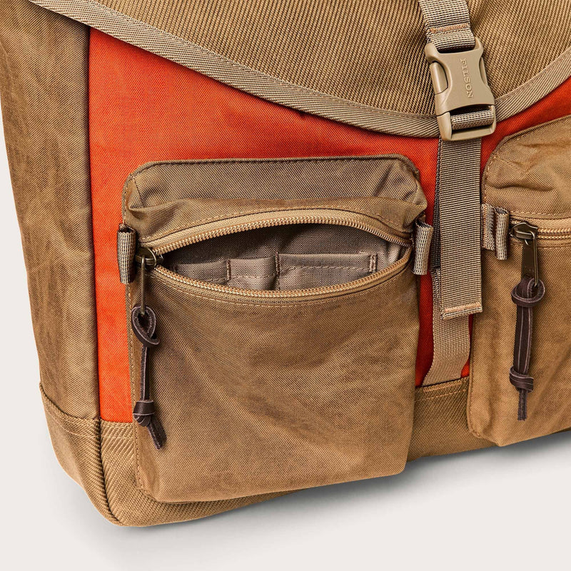 Surveyor messenger bag by Filson | Dark tan / flame (Orange)