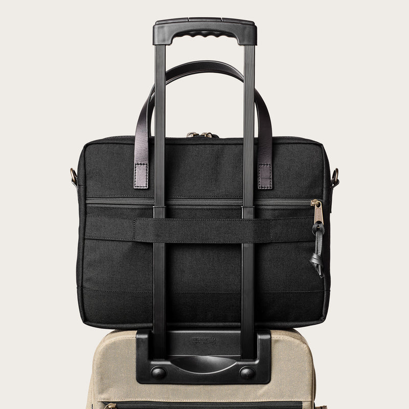 Dryden briefcase par Filson | Black (Black)