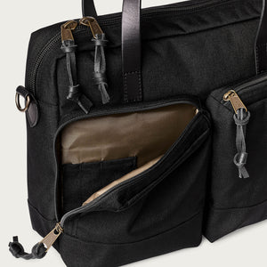 Dryden briefcase par Filson | Black (Black)