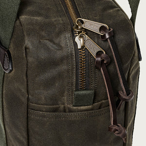 Tin cloth zipper tote bag von Filson | Otter green (Green)