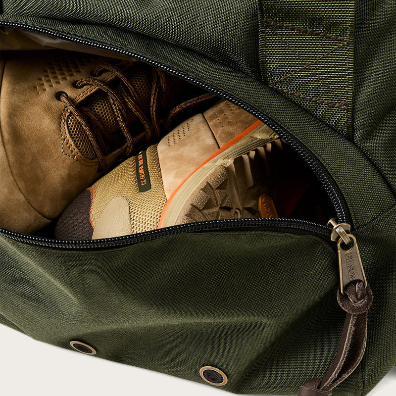Dryden duffle pack by Filson | Otter green (Green)
