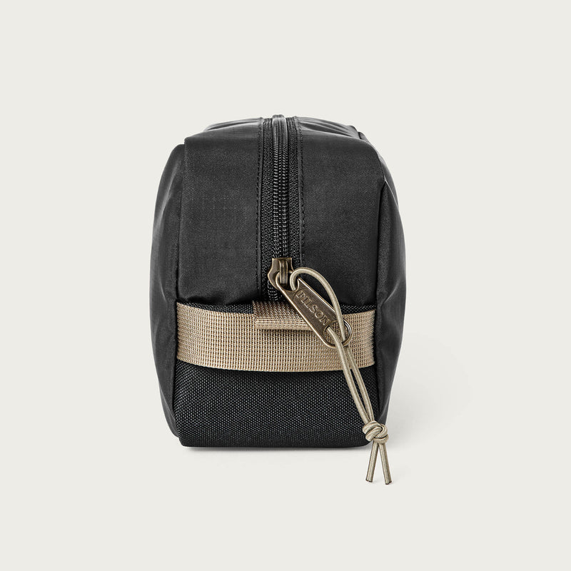 All-weather travel pack par Filson | Black / covert (Black)
