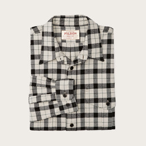 Alaskan guide shirt von Filson | Cream / peat / multi plaid (Gray)