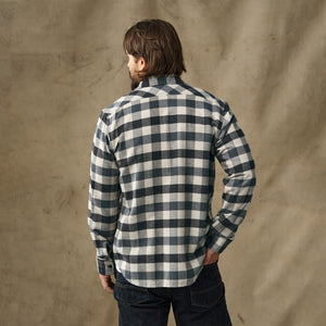 Rangeland flannel shirt by Filson | Charcoal / steel pla (Blue)
