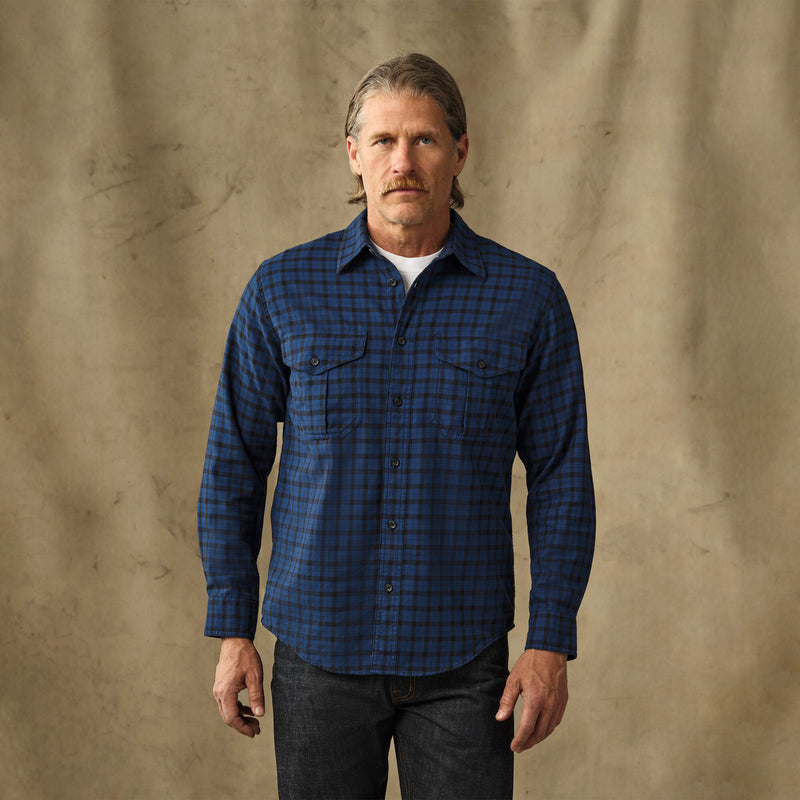 Lightweight alaskan guide shirt by Filson | Deep blue / black pl (Blue)