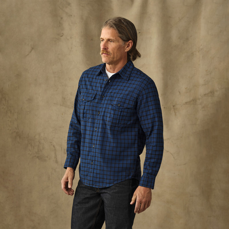 Lightweight alaskan guide shirt by Filson | Deep blue / black pl (Blue)