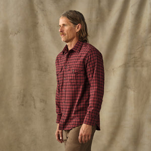 Lightweight alaskan guide shirt by Filson | Port / black plaid (Red)