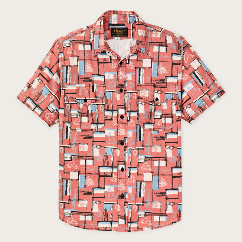 Short sleeve lightweight alaskan guide shirt par Filson | Russet / print (Pink)