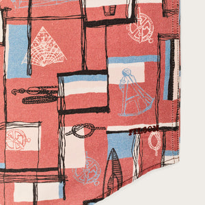 Short sleeve lightweight alaskan guide shirt par Filson | Russet / print (Pink)