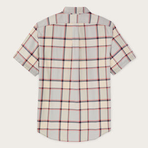 Short sleeve lightweight alaskan guide shirt par Filson | Light blue / tan plaid (Multicolor)