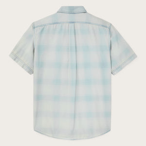 Short sleeve lightweight alaskan guide shirt par Filson | Indigo plaid (Blue)