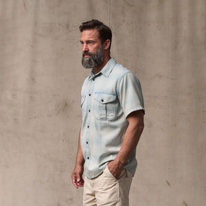 Short sleeve lightweight alaskan guide shirt par Filson | Indigo plaid (Blue)