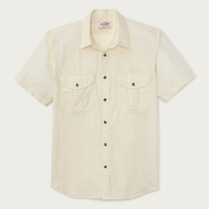 Filson's washed short sleeve feather cloth shirt par Filson | Ivory (Beige)