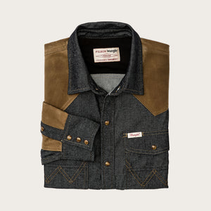 Wrangler x filson wild adventure shirt von Filson | Indigo (Blue)