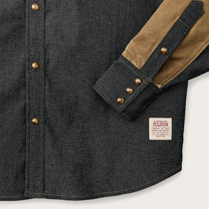 Wrangler x filson wild adventure shirt von Filson | Indigo (Blue)