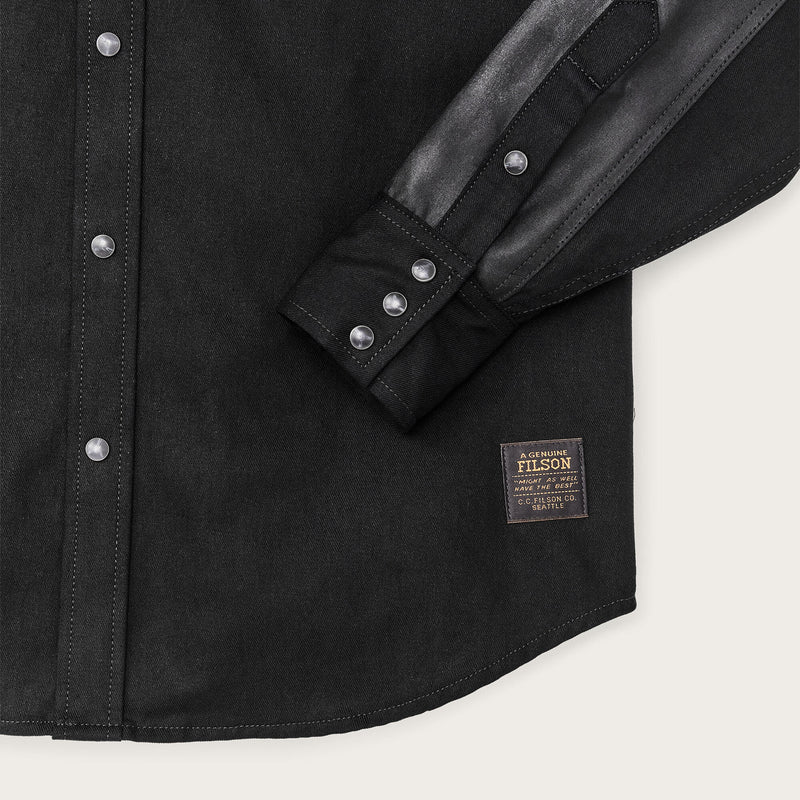 Wrangler x filson wild adventure shirt von Filson | Black (Black)
