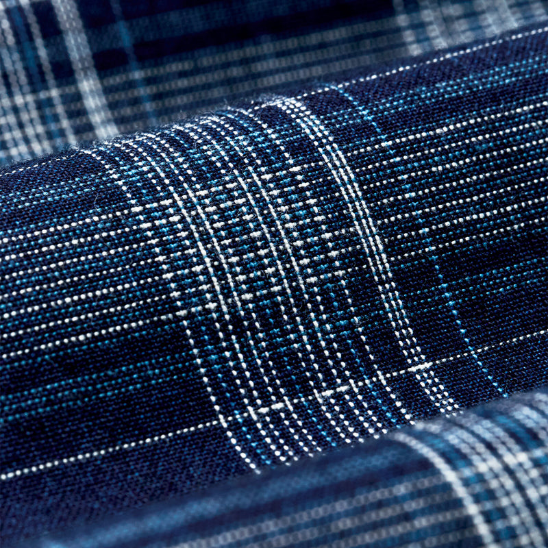 Chambray button-down shirt par Filson | Dark indigo plaid (Blue)
