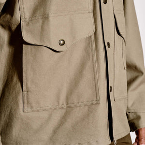 Dry tin cloth cruiser di Filson | Gray khaki (Beige)