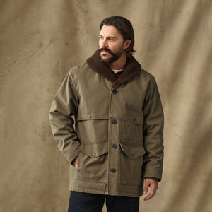 Rustic canvas packer coat par Filson | Marsh olive (Beige)